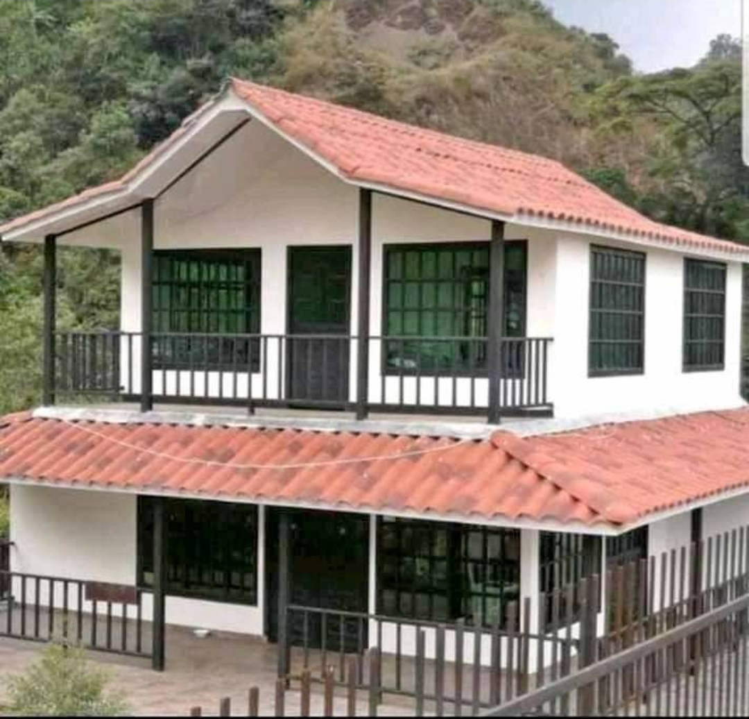 Vivienda prefabricada JEC — proyecto 18